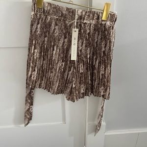 Super cute animal print skirt